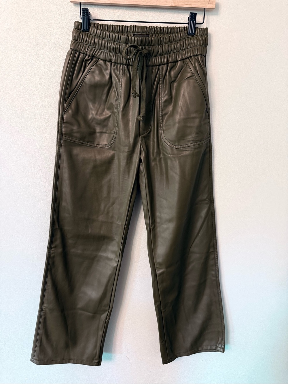 MOTHER The Rambler Lounger Ankle Faux Leather Pants Olive Size M - Picture 3 of 9